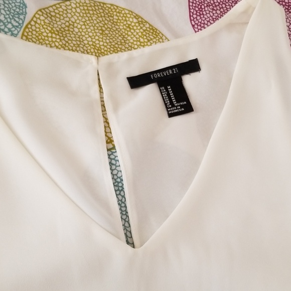 Forever 21 Sleeveless Blouse - Picture 3 of 6